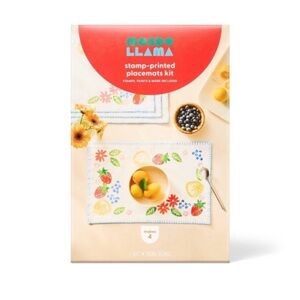 NIB Mondo Llama DIY Stamp-printed Placemat Kit, 4 placemats, stamps & paint